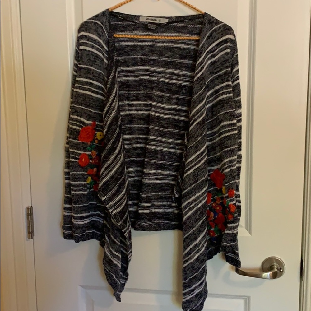 Desigual sweater